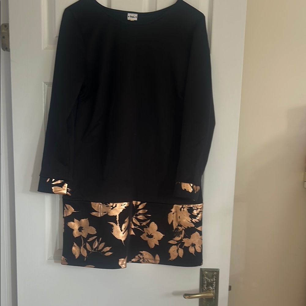 Mei Black Dress
